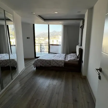 Апартаменты Duplex Akacan Elegance Кирения